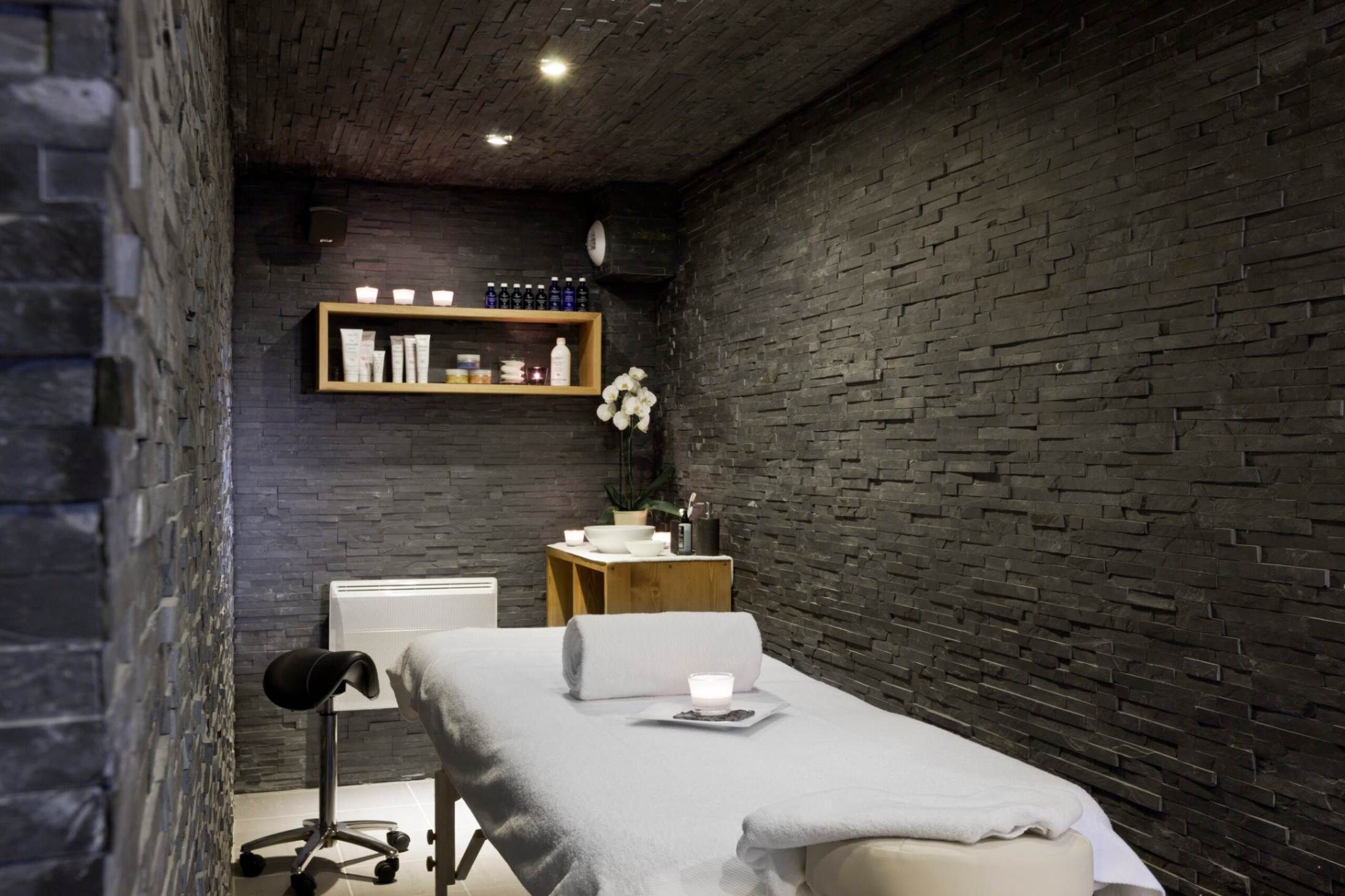 treatment room in the hotel Le Faucigny Spa privatization