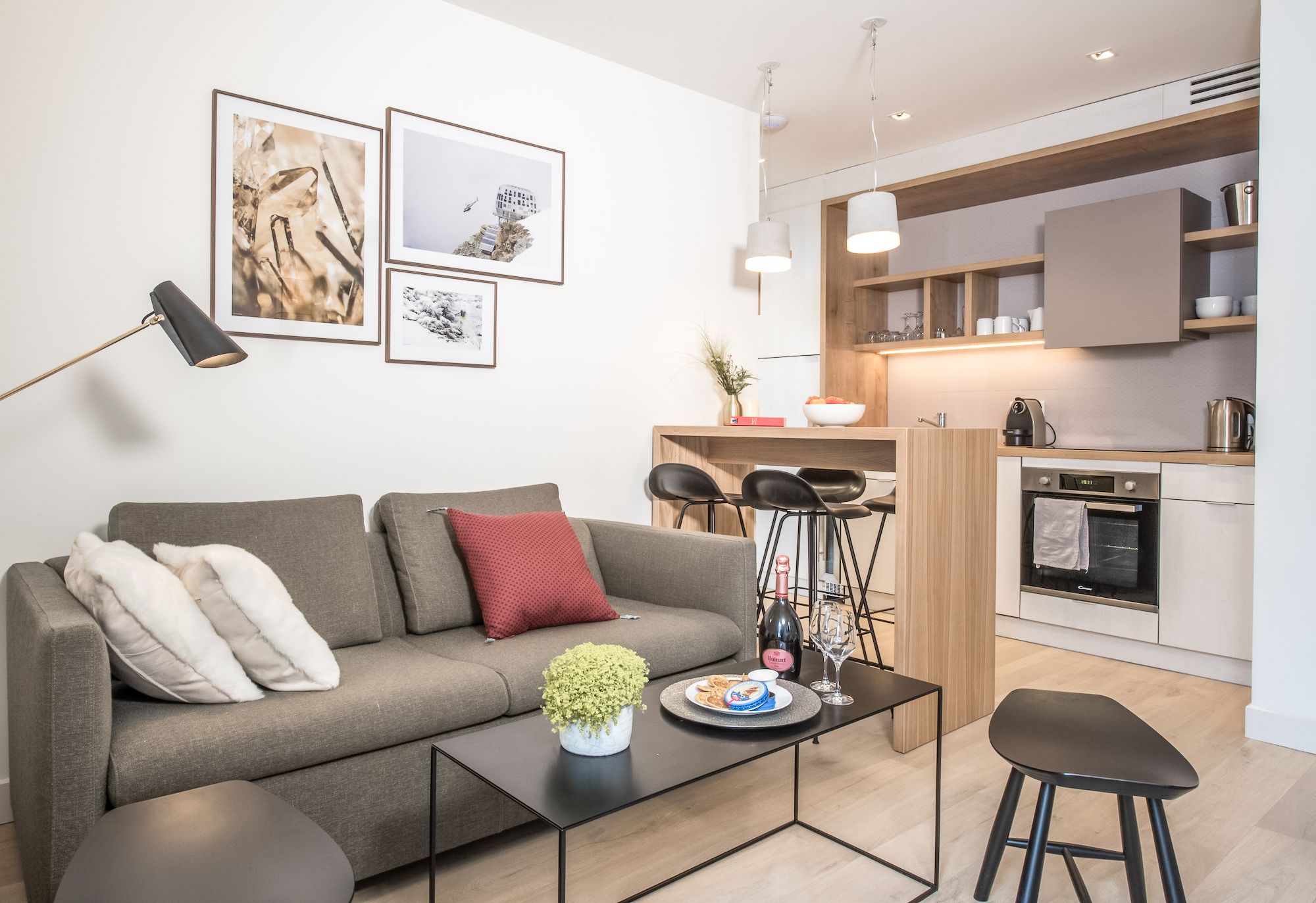 One-level apartments with balcony overlooking the city and the mountain peaks